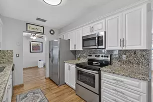 7005 NW 95th Terrace, Tamarac, FL 33321 - Photo 16
