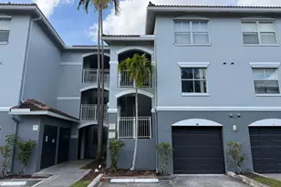 9645 NW 1st Ct, Pembroke Pines, FL 33024 - Photo 10