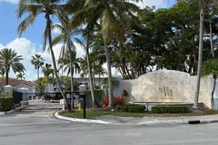 9645 NW 1st Ct, Pembroke Pines, FL 33024 - Photo 20