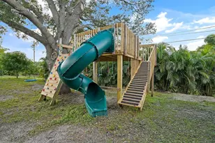 8015 97th Ct, Vero Beach, FL 32967 - Photo 38