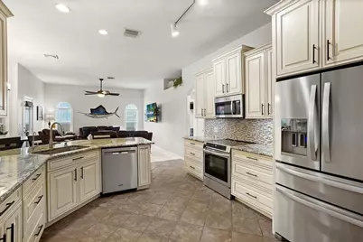 8015 97th Court, Vero Beach, FL 32967 - Photo 18