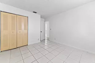 12467 Westhampton Cir, Wellington, FL 33414 - Photo 14