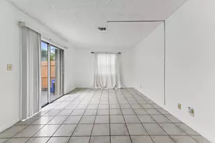 12467 Westhampton Cir, Wellington, FL 33414 - Photo 6