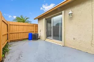 12467 Westhampton Cir, Wellington, FL 33414 - Photo 20