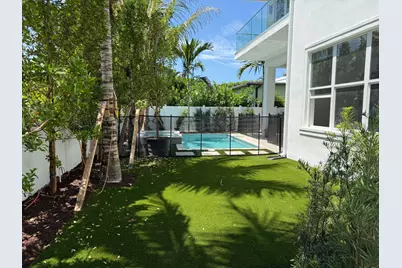 291 Summa Street, West Palm Beach, FL 33405 - Photo 12