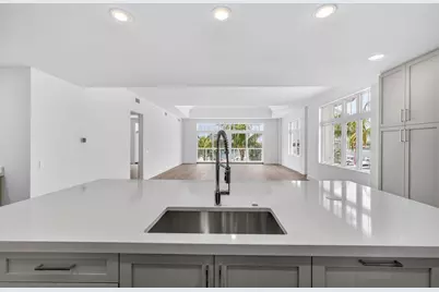 176 Lake Drive #1-302, Palm Beach Shores, FL 33404 - Photo 10