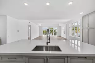 176 Lake Dr, Palm Beach Shores, FL 33404 - Photo 10