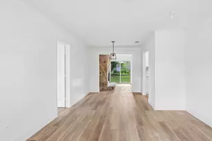 1911 SE Carvalho St, Port Saint Lucie, FL 34983 - Photo 18