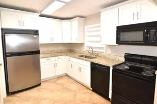 19287 Liberty Rd, Boca Raton, FL 33434 - Photo 4