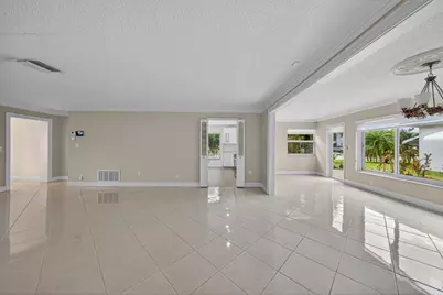 391 Leisure Boulevard, Pompano Beach, FL 33064 - Photo 8