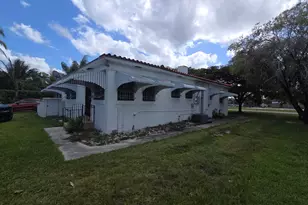145 SW 3rd Ave, Florida City, FL 33034 - Photo 4