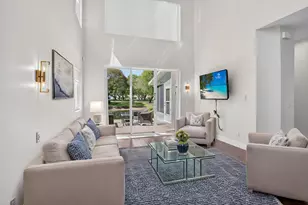 10530 Lake Vista Cir, Boca Raton, FL 33498 - Photo 4