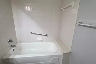 1015 Green Pine Blvd, West Palm Beach, FL 33409 - Photo 16