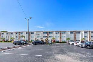125 Shore Ct, North Palm Beach, FL 33408 - Photo 10