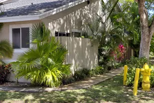 1947 E Discovery Circle E, Deerfield Beach, FL 33442 - Photo 2