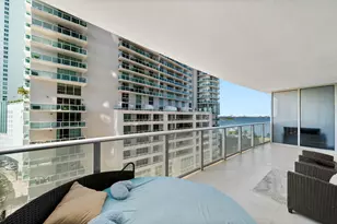 488 NE 18th St, Miami, FL 33132 - Photo 8
