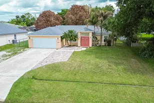 1469 SW Leisure Ln, Port Saint Lucie, FL 34953 - Photo 22
