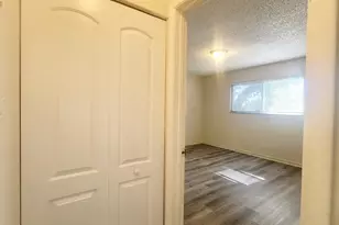 3433 NW 44th St, Oakland Park, FL 33309 - Photo 24