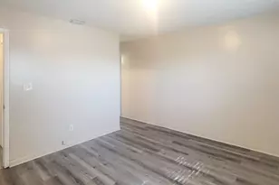 3433 NW 44th St, Oakland Park, FL 33309 - Photo 26