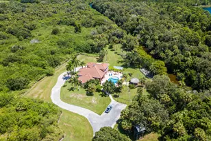 3646 S Jenkins Rd, Fort Pierce, FL 34981 - Photo 10