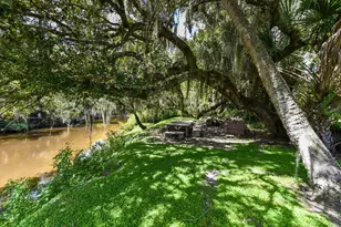 3646 S Jenkins Rd, Fort Pierce, FL 34981 - Photo 18