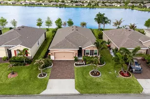 2165 SW Hawk River Dr Dr SW, Vero Beach, FL 32962 - Photo 2