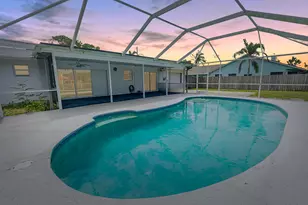 417 SE Verada Ave, Port Saint Lucie, FL 34983 - Photo 2
