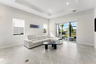 12325 Frontline Ln, Palm Beach Gardens, FL 33412 - Photo 6