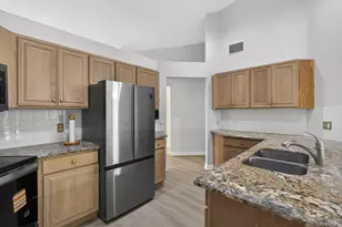 103 Oxford Ct, Royal Palm Beach, FL 33411 - Photo 18