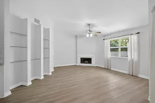 103 Oxford Ct, Royal Palm Beach, FL 33411 - Photo 24