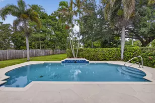 103 Oxford Ct, Royal Palm Beach, FL 33411 - Photo 52