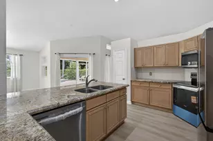 103 Oxford Ct, Royal Palm Beach, FL 33411 - Photo 16