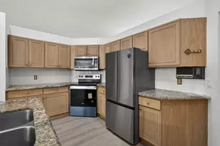 103 Oxford Ct, Royal Palm Beach, FL 33411 - Photo 22
