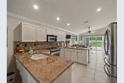 6292 Grand Cypress Circle, Lake Worth, FL 33463 - Photo 10