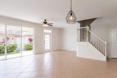 8065 Murano Circle, Palm Beach Gardens, FL 33418 - Photo 8