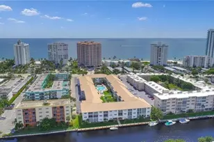 1461 S Ocean Blvd S, Lauderdale by the Sea, FL 33062 - Photo 2