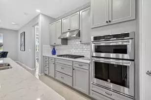 12857 SW Aureolian Ln SW, Port Saint Lucie, FL 34987 - Photo 10