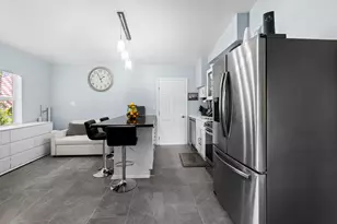 2660 SW 12th Terrace, Fort Lauderdale, FL 33315 - Photo 10
