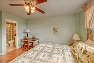 2400 NE 10th St, Pompano Beach, FL 33062 - Photo 14