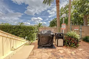 2400 NE 10th St, Pompano Beach, FL 33062 - Photo 24