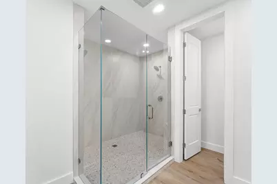 180 Lake Drive #2304, Palm Beach Shores, FL 33404 - Photo 12