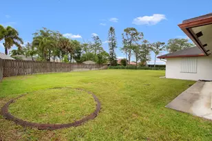 132 Kings Way, Royal Palm Beach, FL 33411 - Photo 36