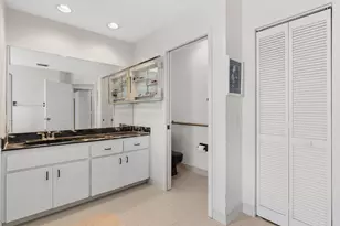 132 Kings Way, Royal Palm Beach, FL 33411 - Photo 8