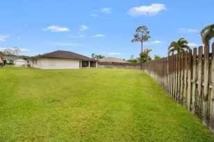 132 Kings Way, Royal Palm Beach, FL 33411 - Photo 30