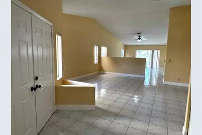 10020 Country Brook Road, Boca Raton, FL 33428 - Photo 2