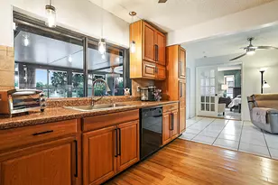 8272 Blue Cypress Dr, Lake Worth, FL 33467 - Photo 14