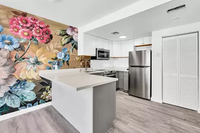 1460 Ocean Drive #205, Miami Beach, FL 33139 - Photo 12