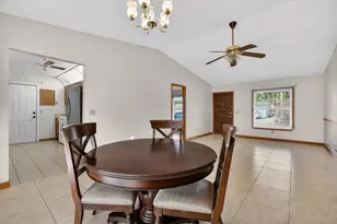10841 SE Fir Dr, Hobe Sound, FL 33455 - Photo 10