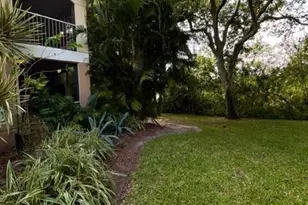 815 W Boynton Beach Blvd, Boynton Beach, FL 33426 - Photo 2
