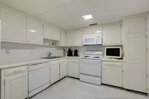 100 Worth Ave, Palm Beach, FL 33480 - Photo 26